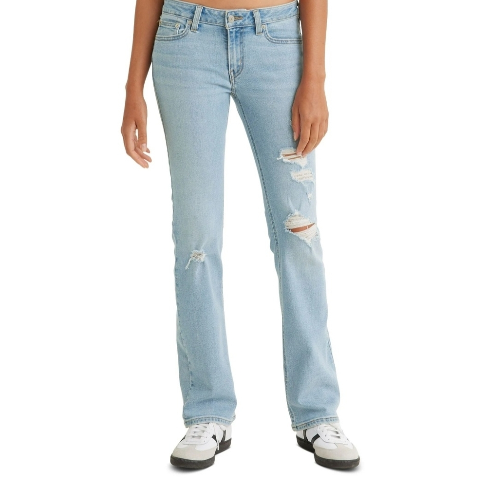 Levis Lowrise Distressed Light Blue Boot Cut Jeans 25x32